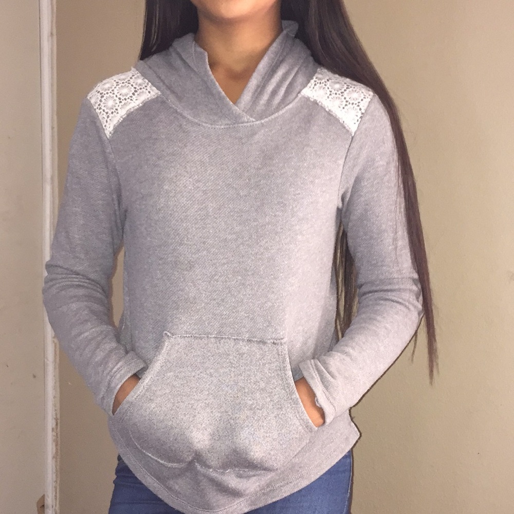 2 Sweaters